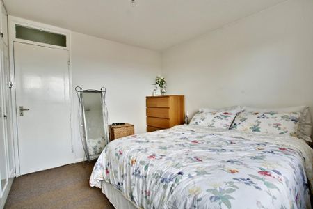 3 bedroom townhouse to rent - Photo 4