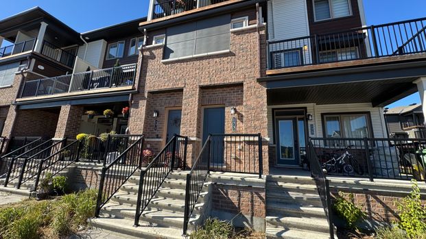 For Lease - 173 Anthracite Private, Barrhaven, Ontario - Photo 1