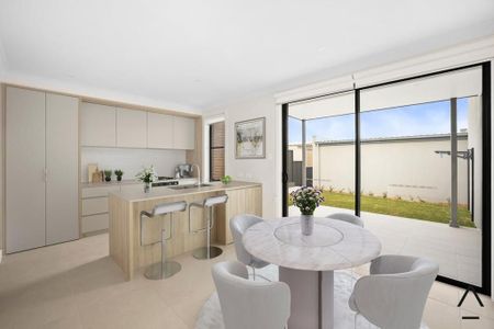 Modern Luxury Awaits: 3 Bedroom Terrace in Prime Willowdale Location - Photo 3