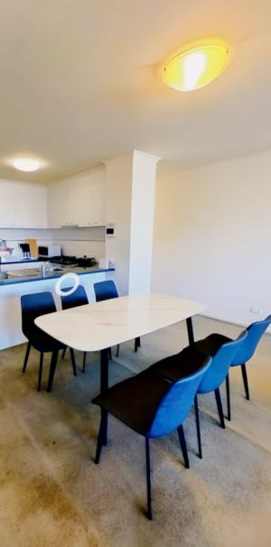 3 Bed 2 Bath-single room - Photo 1