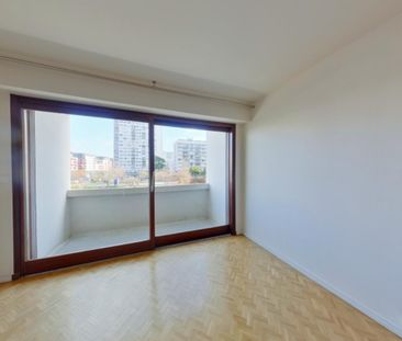 Location Appartement 3 pièces 75m² TOURS 37000 - Photo 2