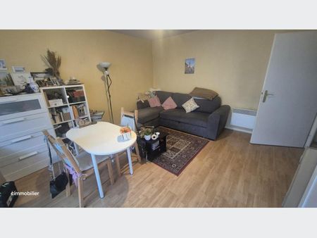 Appartement à Louer à LILLE 650 € - Photo 2