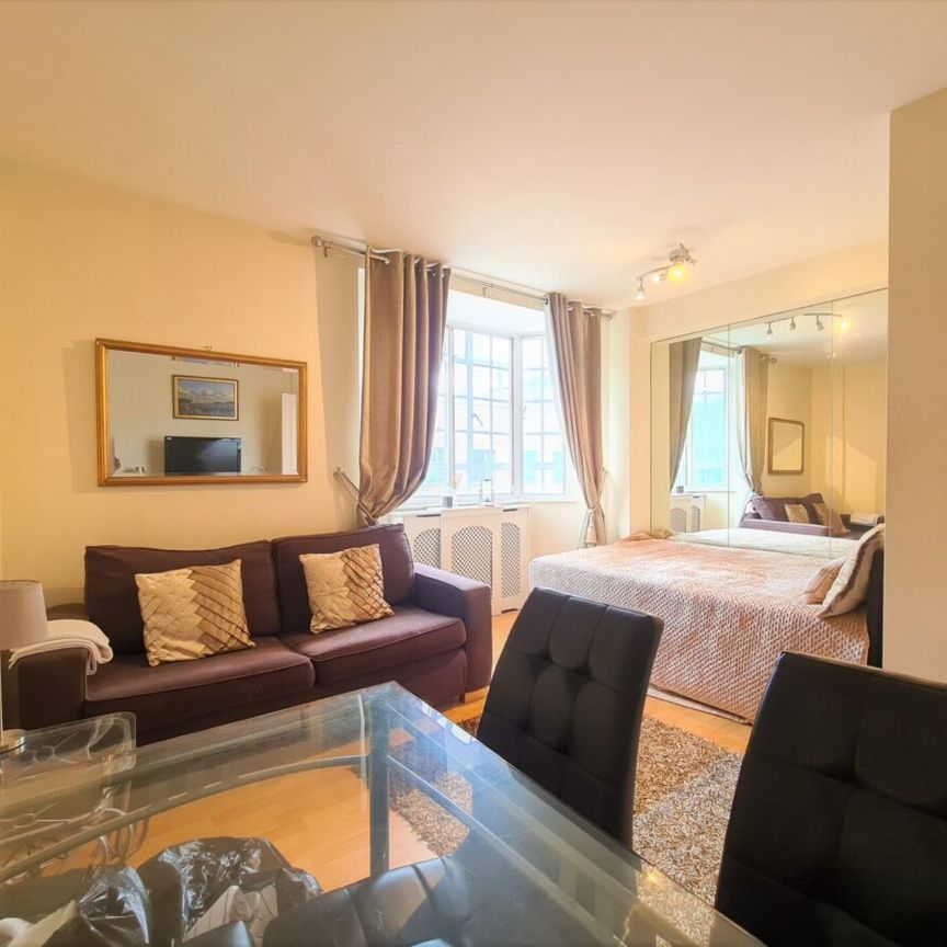 Chelsea, SW3, London - Photo 1