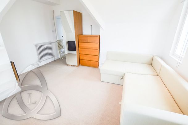 Abbey Road, London, London, NW8 9AD - Photo 1