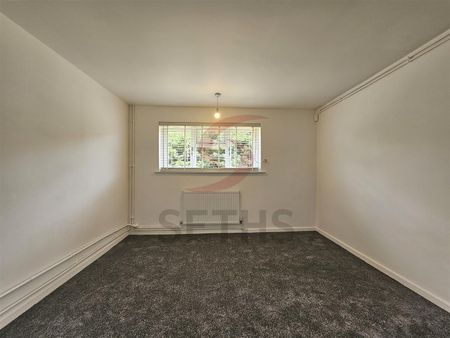 St. Austell Road, LE5, Leicester - Photo 4