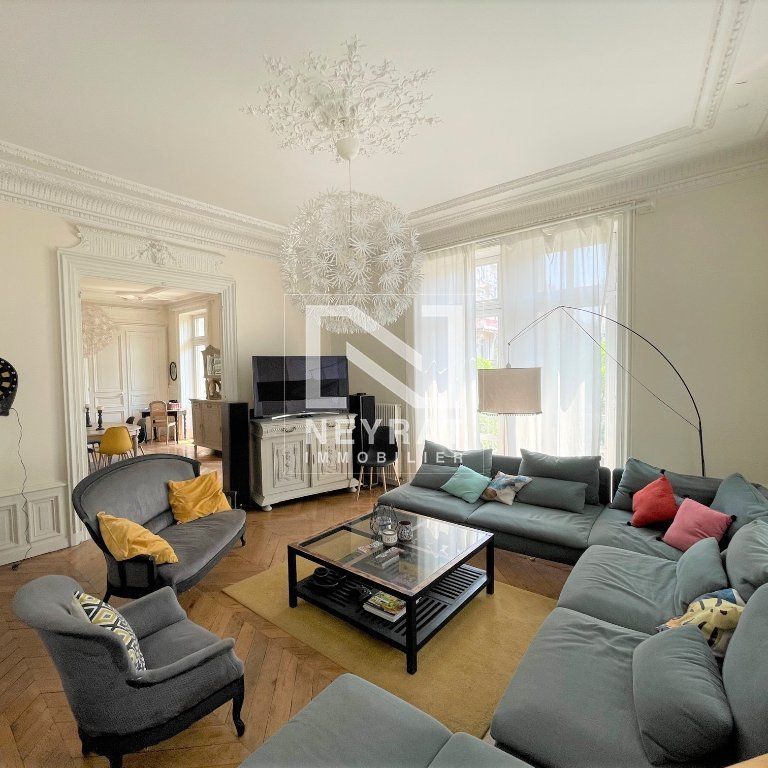 Location Appartement 7 pièces 198m² CHALON SUR SAONE 71100 - Photo 1