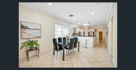 Light-Filled Home in the Heart of Hove - Photo 3