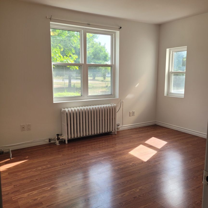 For Lease - 44 Bartonville Avenue Unit# 1, Toronto, Ontario - Photo 1