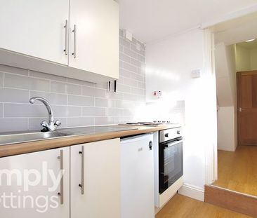 1 Bed property for rent - Photo 3