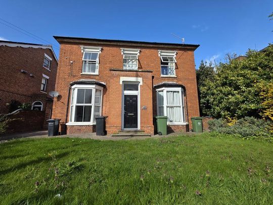1 bedroom semi-detached house to rent - Photo 1