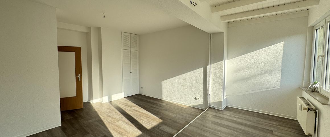 Ihr neues Zuhause: Gemütliche 2-Raum-Wohnung mit Balkon! - Foto 1