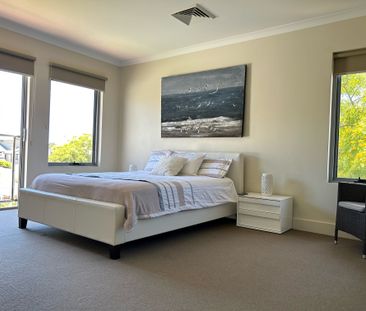 Enjoy The Easy Life - Photo 4