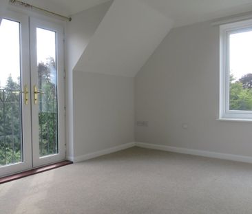 Blandford Close - Photo 4