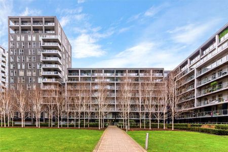 One bedroom apartment just moments from the DLR South Quay. - Photo 3