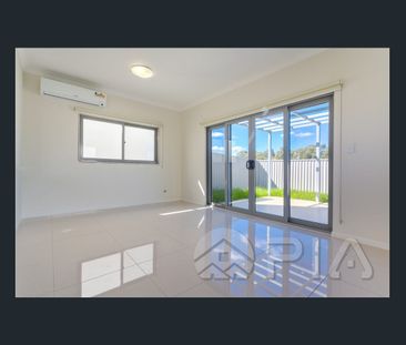 Dynamic Community, Great Location, Perfect for The Family!! - Photo 6