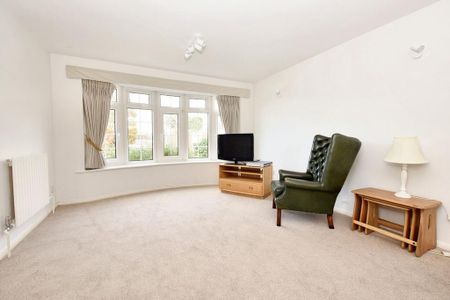 3 bedroom detached house to rent - Photo 2
