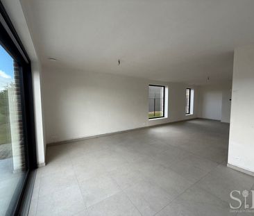 Huis te huur in Booischot voor € 1.595 met 4 slaapkamers - Photo 2