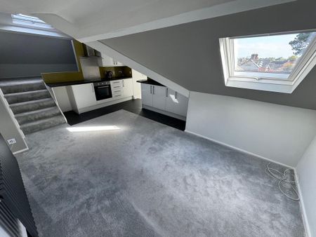 2 bedroom flat to rent - Photo 3