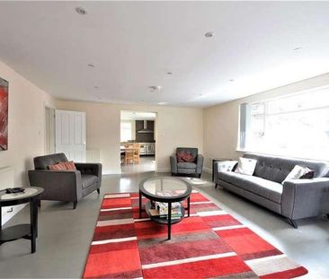 Foulsham, NR20 - Photo 2