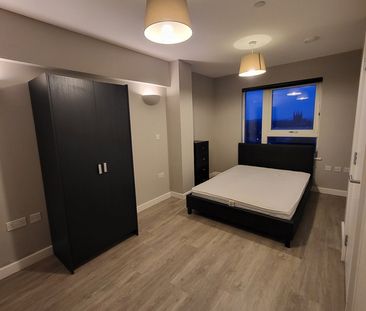 Room in a Shared Flat, Wandle Road, CR0 - Photo 6