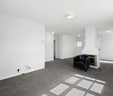 15 Paul Crescent - Photo 1