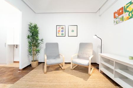 Avenida del Cardenal Herrera Oria, Madrid, Community of Madrid 28035 - Photo 4