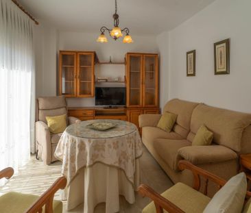 Piso de alquiler en Centro - Photo 1