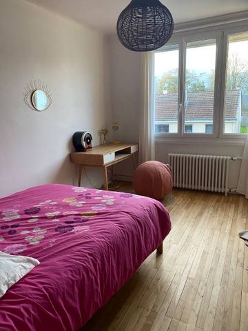 Chambre pour étudiante - Photo 5