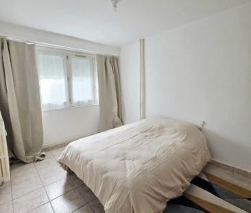 Location Appartement 2 pièces 54m² LYS LEZ LANNOY 59390 - Photo 3