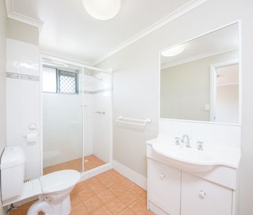 6/35 Longfellow Street, Norman Park QLD 4170 - Apartment For Rent |... - Photo 5