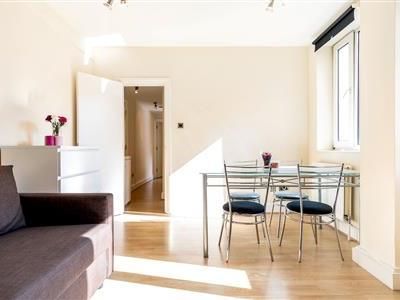 Sloane Avenue, SW3 - Photo 1