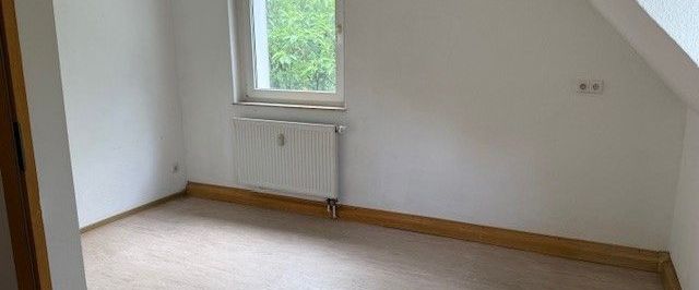 Ein tolles Wohngefühl: praktische 2,5-Zi.-Dachgeschosswohnung - Photo 1