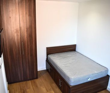 5 bedroom terraced house to rent - Photo 1