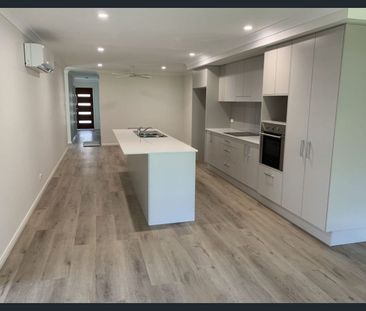 Spacious Family Home - Photo 2