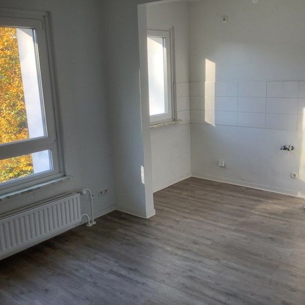 Reinkommen und Wohlfühlen: ansprechende 2-Zimmer-Wohnung - Foto 1