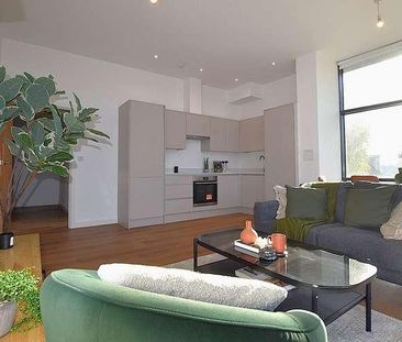 Lakeside Close, Staines-upon-thames, Surrey, TW18 - Photo 3