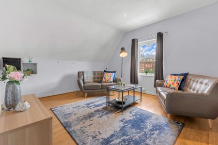 396 KIRKSTALL ROAD Leeds - LS4 2HQ - Photo 2