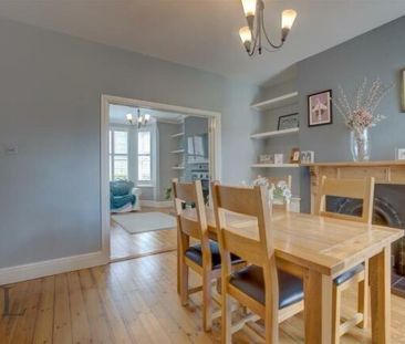 3 bedroom semi-detached house to rent - Photo 5