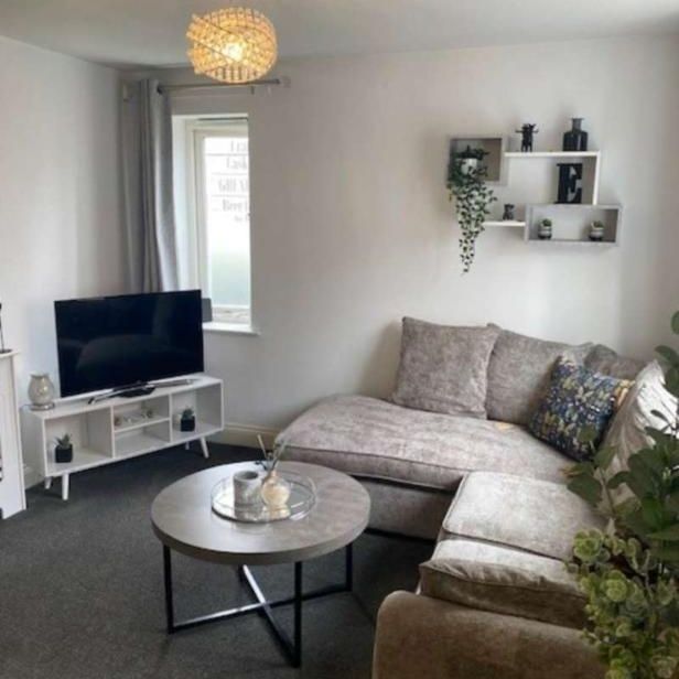 Off High Street, Husbands Bosworth, LE17 - Photo 1