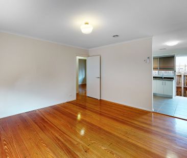 2/243 Keilor Road, Essendon - Photo 5