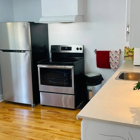 4 1/2 Appartement à Louer – Tout Inclus - Photo 1
