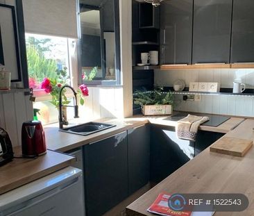 1 bedroom flat to rent - Photo 4