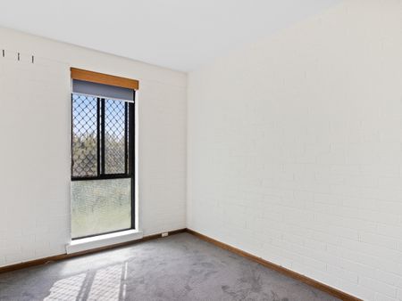 2/92 Barrack Street West Hobart TAS 7000 Australia - Photo 2