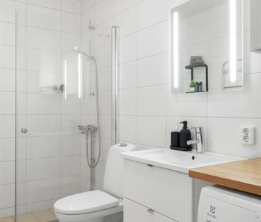 Gamla Enköpingsvägen, Sundbyberg - Photo 2