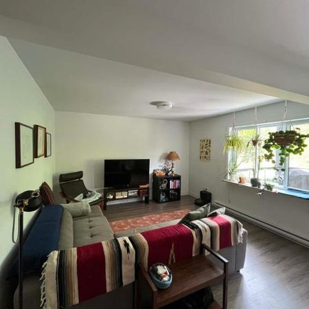 Cession de bail – 5½ moderne avec vue sur la forêt + 500$ OFFERTS - Photo 3