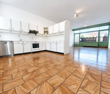 Appartement te huur - foto 2