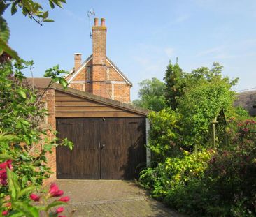 2 bedroom detached house to rent - Photo 6