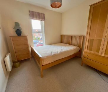 2 bedroom private hall to rent - Photo 6