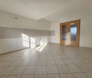 Very nice top floor apartment in a very quiet location - Foto 1