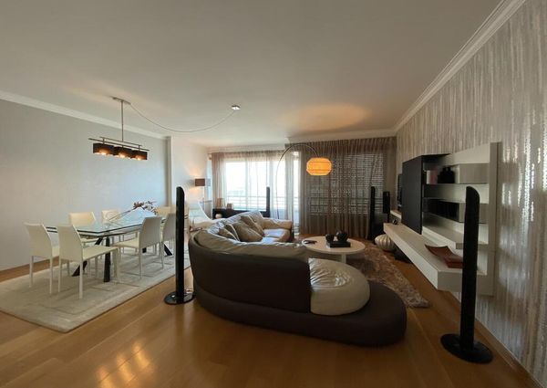 4 Bedroom Apartment with parking, Telheiras, Lisboa